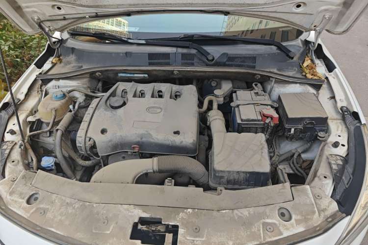 Used GAC Trumpchi GA3S Vision 2014 1.6L Manual Elite ESP Version Engine Bay