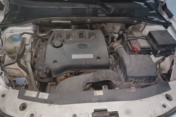 Used GAC Trumpchi GA3S Vision 2014 1.6L Automatic Elite ESP Version Engine Bay