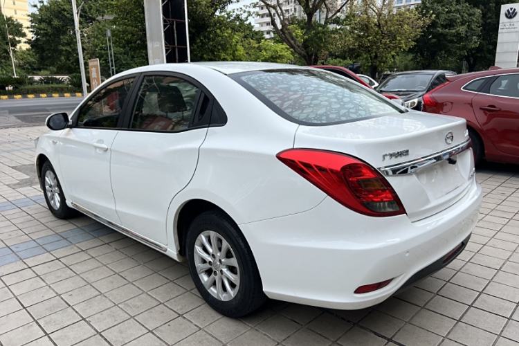 Used GAC Trumpchi GA3S Vision 2014 1.6L Manual Elite Edition Exterior 3