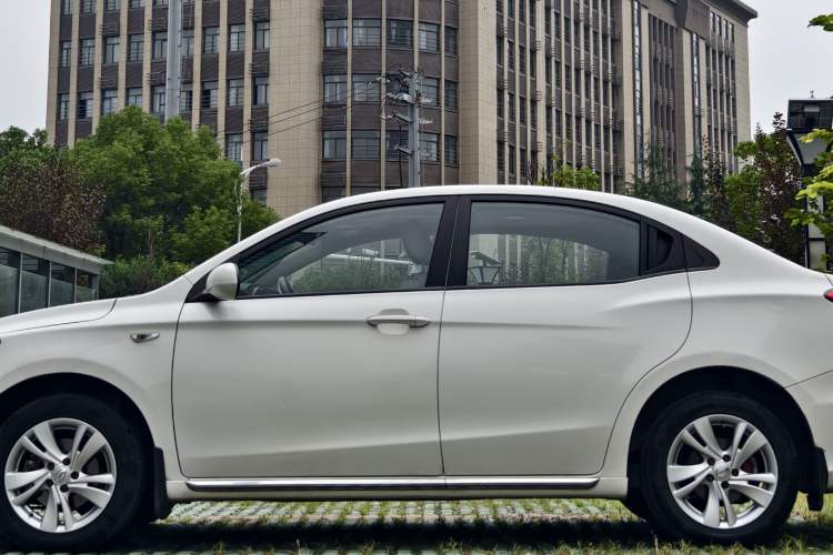 Used GAC Trumpchi GA3S Vision 2014 1.6L Manual Luxury ESP Version Exterior 8