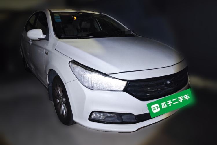 Used GAC Trumpchi GA3S Vision 2014 1.6L Automatic Elite ESP Version Front Right 45 Deg