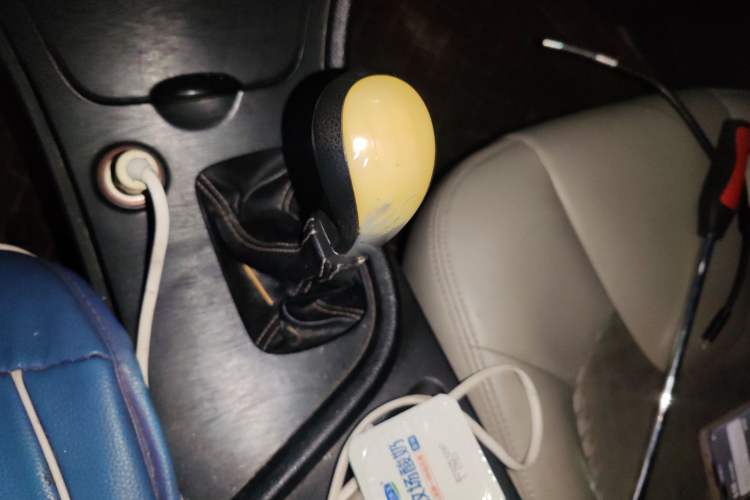 Used GAC Trumpchi GA3S Vision 2014 1.6L Manual Elite Edition Gear Lever