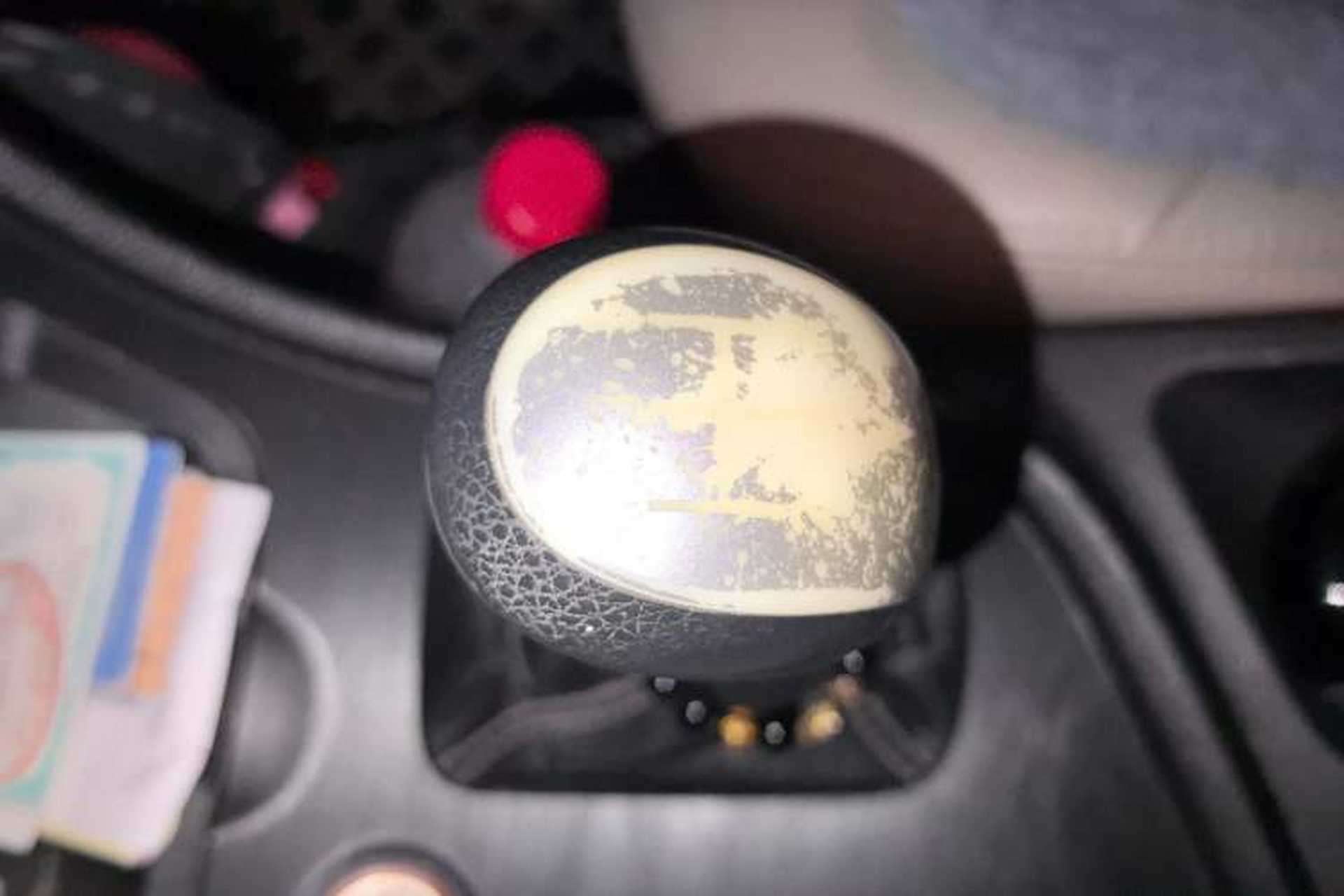 Used GAC Trumpchi GA3S Vision 2014 1.6L Manual Elite Edition Gear Lever