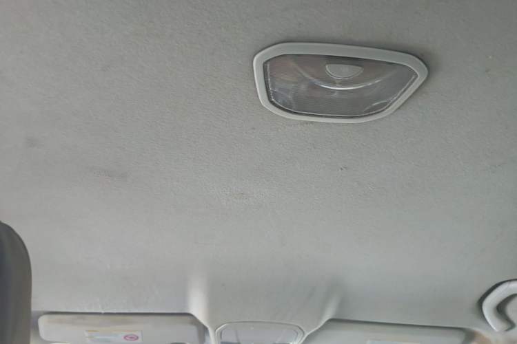Used GAC Trumpchi GA3S Vision 2014 1.6L Manual Elite Edition Headliner