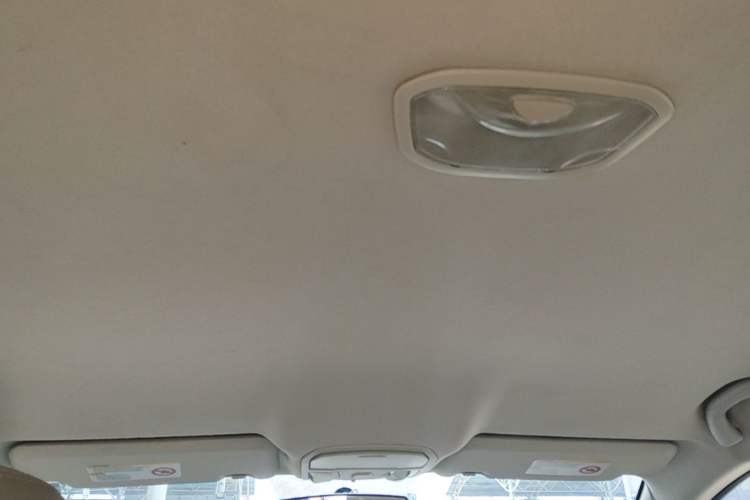 Used GAC Trumpchi GA3S Vision 2014 1.6L Automatic Elite ESP Version Headliner