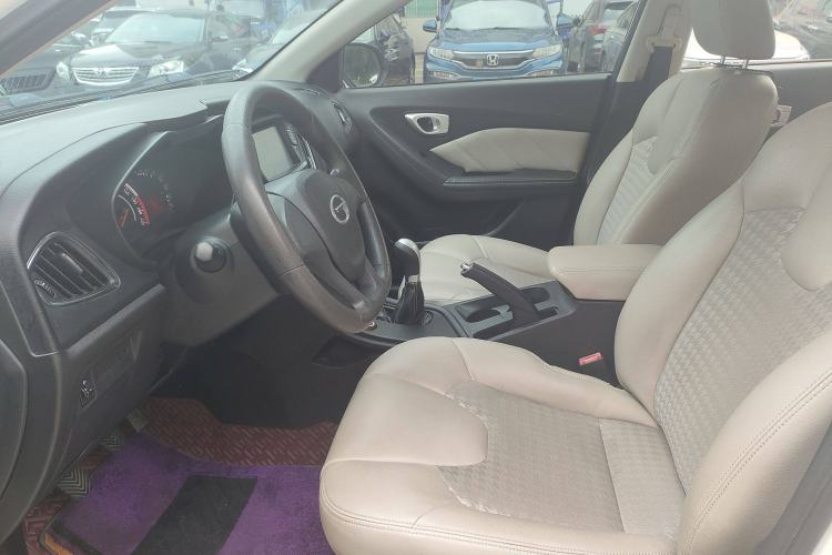 Used GAC Trumpchi GA3S Vision 2014 1.6L Manual Elite ESP Version Interior 1