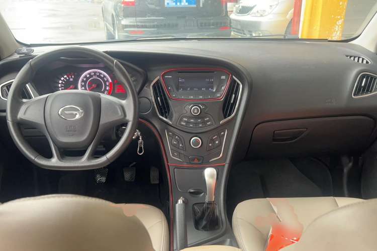 Used GAC Trumpchi GA3S Vision 2014 1.6L Manual Elite Edition Interior 3