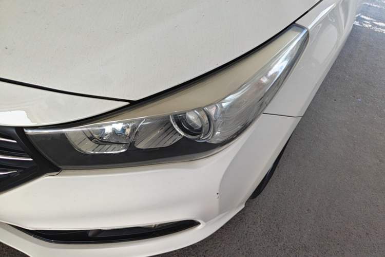 Used GAC Trumpchi GA3S Vision 2014 1.6L Automatic Luxury ESP Version Left Front Headlight