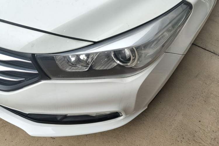Used GAC Trumpchi GA3S Vision 2014 1.6L Automatic Elite ESP Version Left Front Headlight