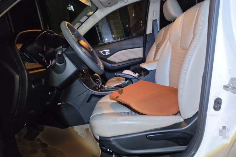 Used GAC Trumpchi GA3S Vision 2014 1.6L Automatic Elite ESP Version Left Front Seat