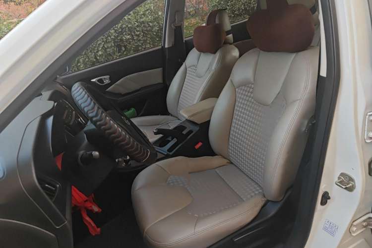 Used GAC Trumpchi GA3S Vision 2014 1.6L Manual Elite ESP Version Left Front Seat
