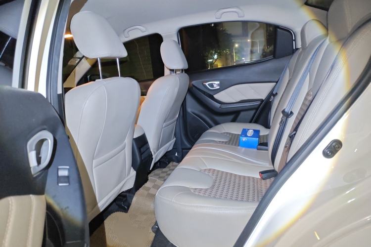 Used GAC Trumpchi GA3S Vision 2014 1.6L Automatic Elite ESP Version Left Rear Seat