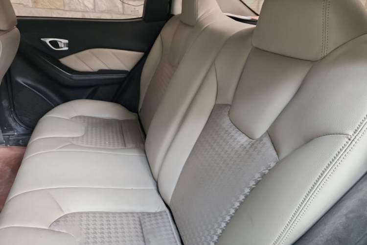 Used GAC Trumpchi GA3S Vision 2014 1.6L Manual Luxury Edition Left Rear Seat