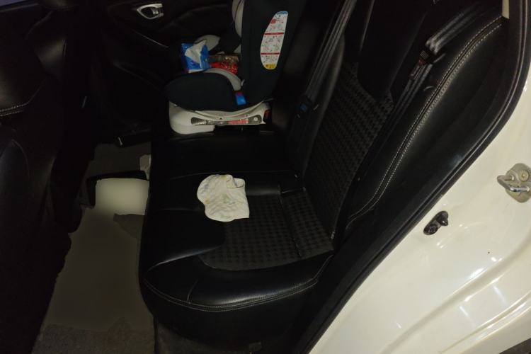 Used GAC Trumpchi GA3S Vision 2014 1.6L Automatic Elite ESP Version Left Rear Seat