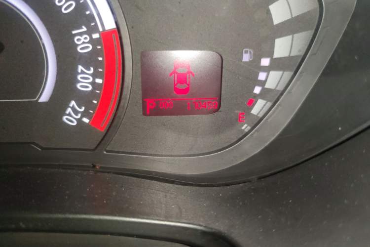 Used GAC Trumpchi GA3S Vision 2014 1.6L Automatic Luxury ESP Version Odometer Close Up