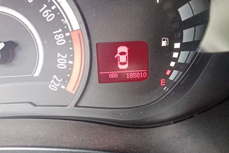 Used GAC Trumpchi GA3S Vision 2014 1.6L Manual Elite Edition Odometer Close Up