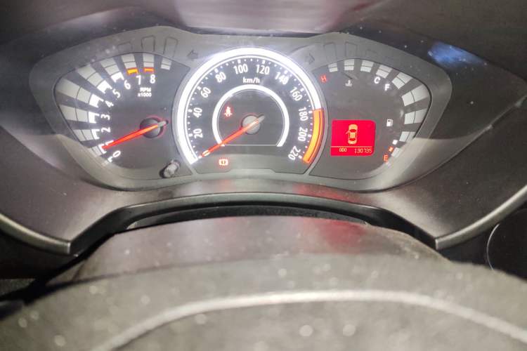 Used GAC Trumpchi GA3S Vision 2014 1.6L Manual Elite Edition Odometer Close Up