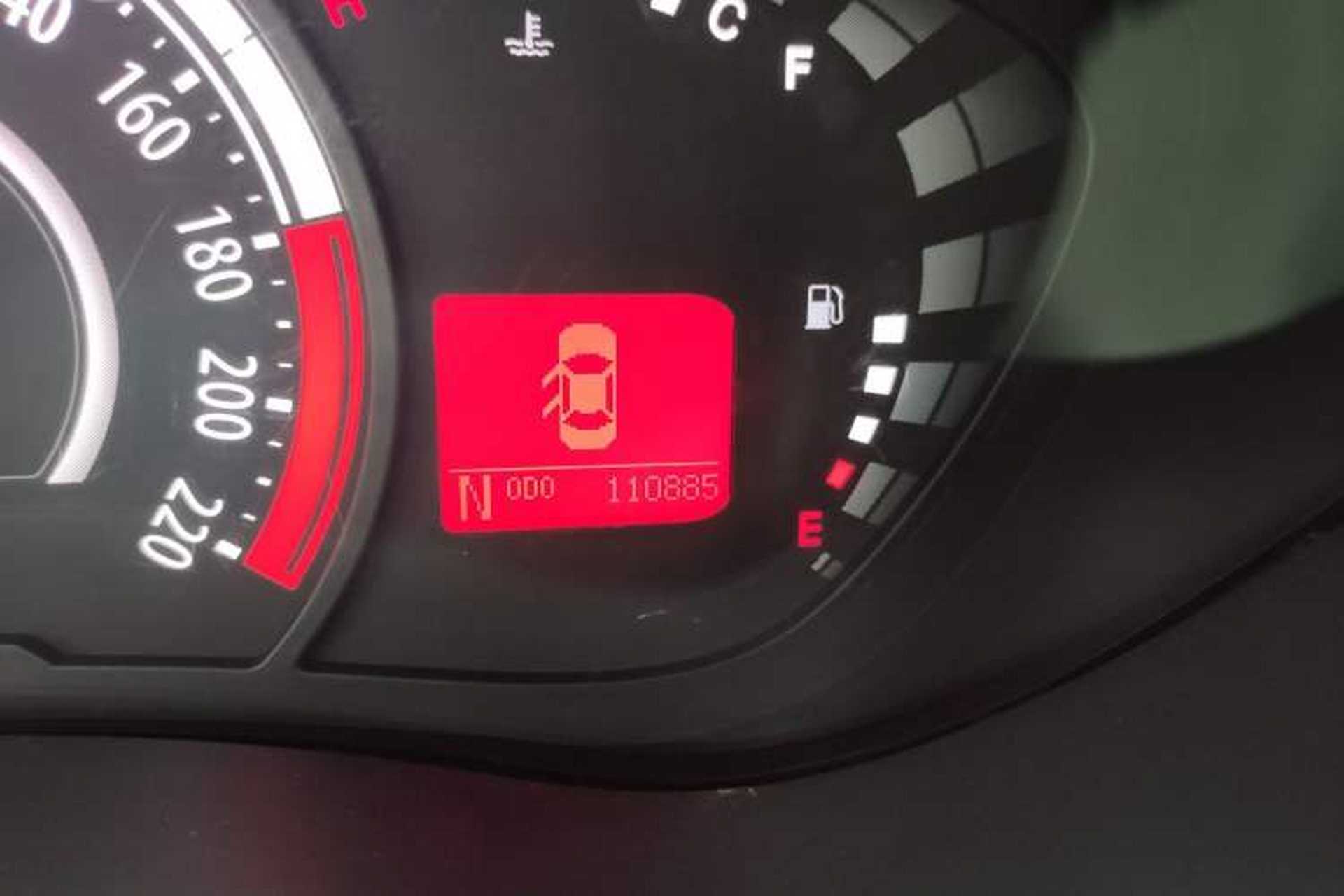 Used GAC Trumpchi GA3S Vision 2014 1.6L Automatic Luxury ESP Version Odometer Close Up