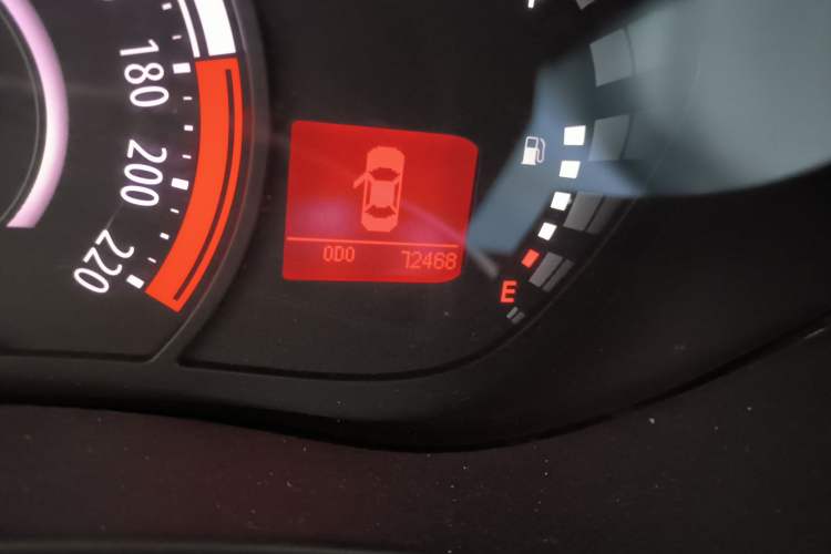 Used GAC Trumpchi GA3S Vision 2014 1.6L Manual Luxury Edition Odometer Close Up