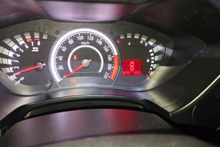 Used GAC Trumpchi GA3S Vision 2014 1.6L Automatic Elite ESP Version Odometer Close Up