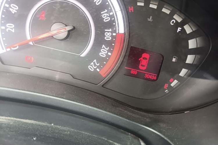 Used GAC Trumpchi GA3S Vision 2014 1.6L Manual Elite Edition Odometer Close Up