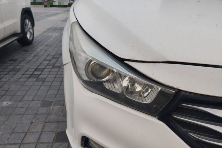Used GAC Trumpchi GA3S Vision 2014 1.6L Manual Elite Edition Right Front Headlight