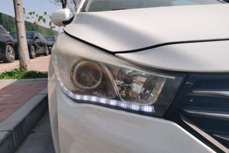 Used GAC Trumpchi GA3S Vision 2014 1.6L Automatic Luxury ESP Version
