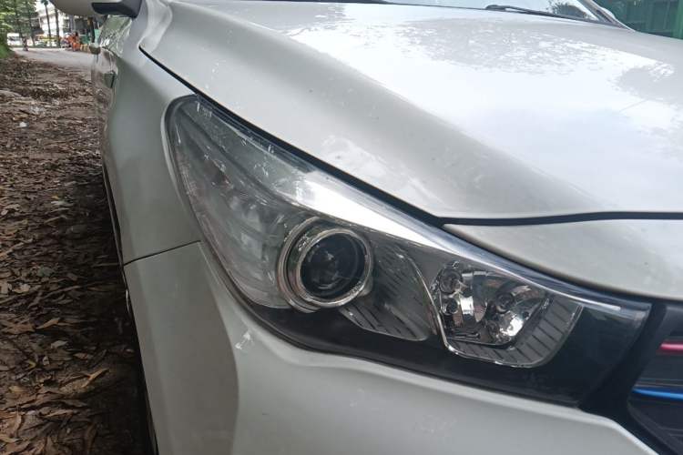 Used GAC Trumpchi GA3S Vision 2014 1.6L Manual Elite Edition Right Front Headlight