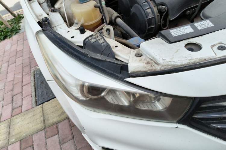 Used GAC Trumpchi GA3S Vision 2014 1.6L Manual Elite ESP Version Right Front Headlight