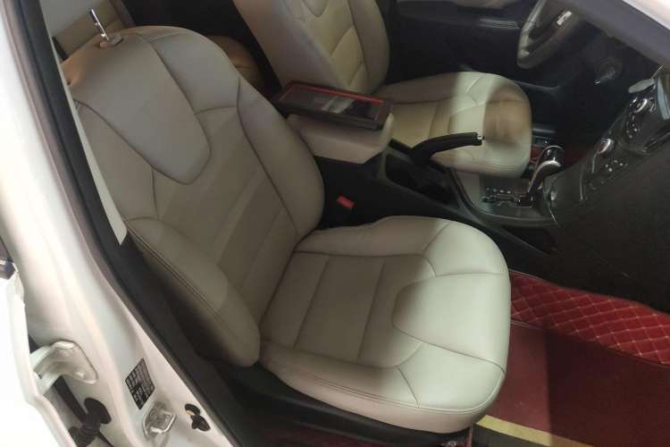 Used GAC Trumpchi GA3S Vision 2014 1.6L Automatic Luxury ESP Version Right Front Seat