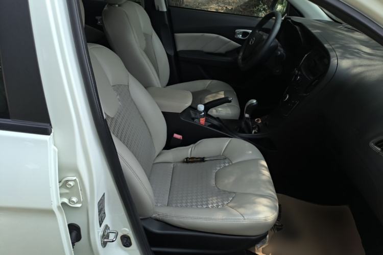 Used GAC Trumpchi GA3S Vision 2014 1.6L Manual Elite Edition Right Front Seat