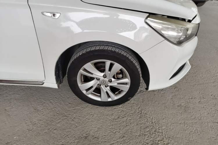 Used GAC Trumpchi GA3S Vision 2014 1.6L Automatic Luxury ESP Version Right Front Wheel Hub