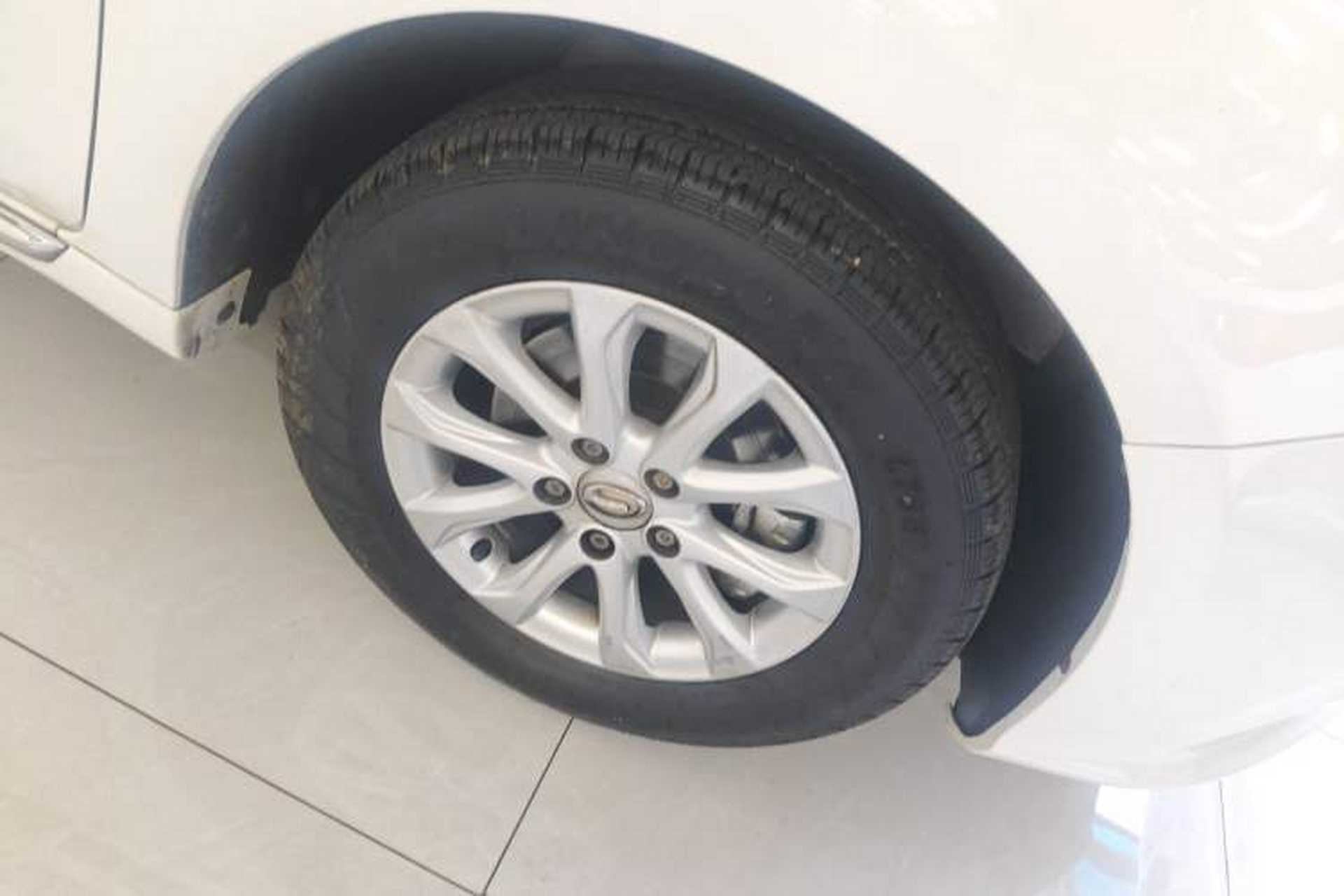 Used GAC Trumpchi GA3S Vision 2014 1.6L Manual Elite Edition Right Front Wheel Hub
