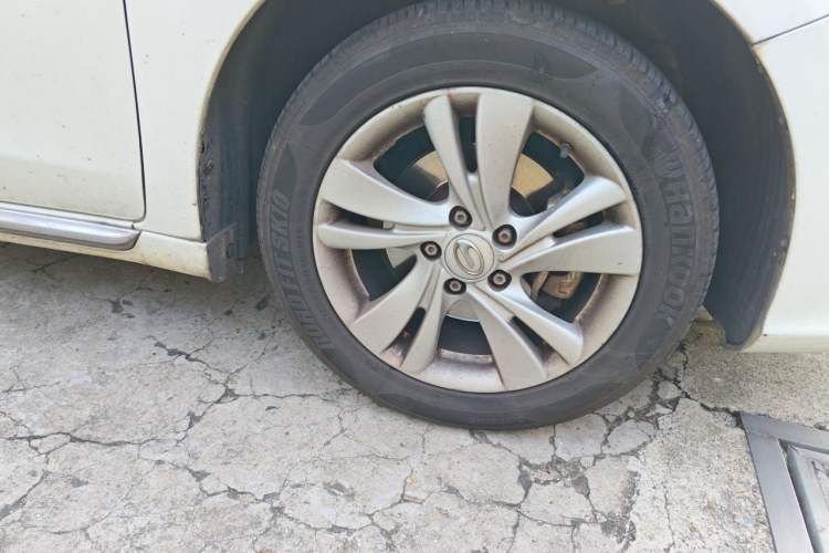 Used GAC Trumpchi GA3S Vision 2014 1.6L Automatic Luxury ESP Version Right Front Wheel Hub