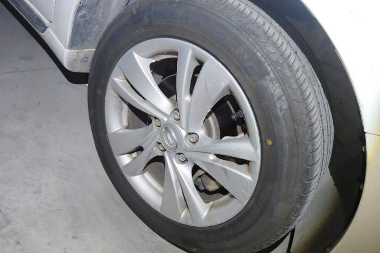 Used GAC Trumpchi GA3S Vision 2014 1.6L Automatic Luxury ESP Version Right Front Wheel Hub
