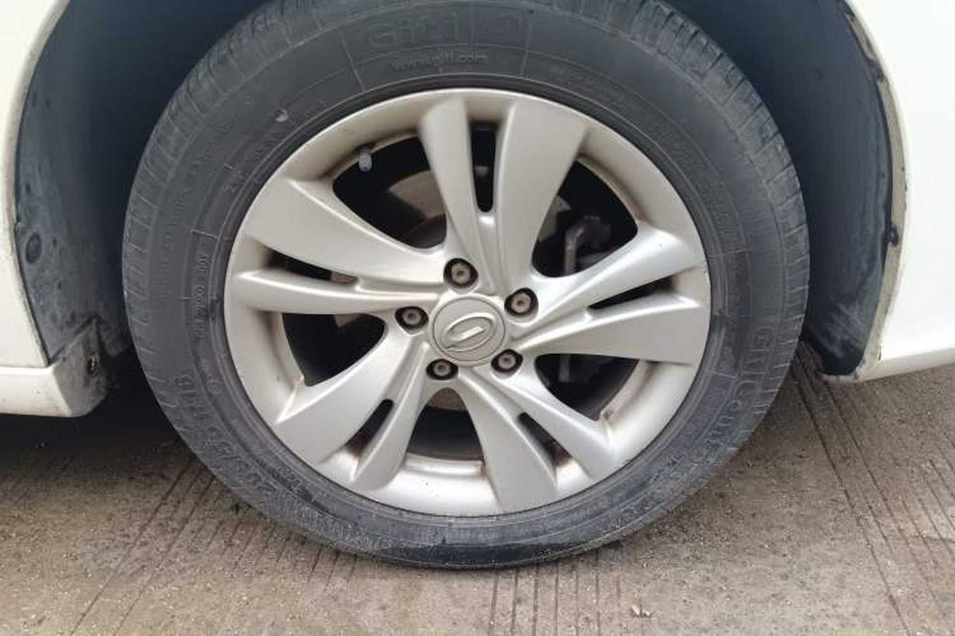 Used GAC Trumpchi GA3S Vision 2014 1.6L Automatic Luxury ESP Version Right Front Wheel Hub