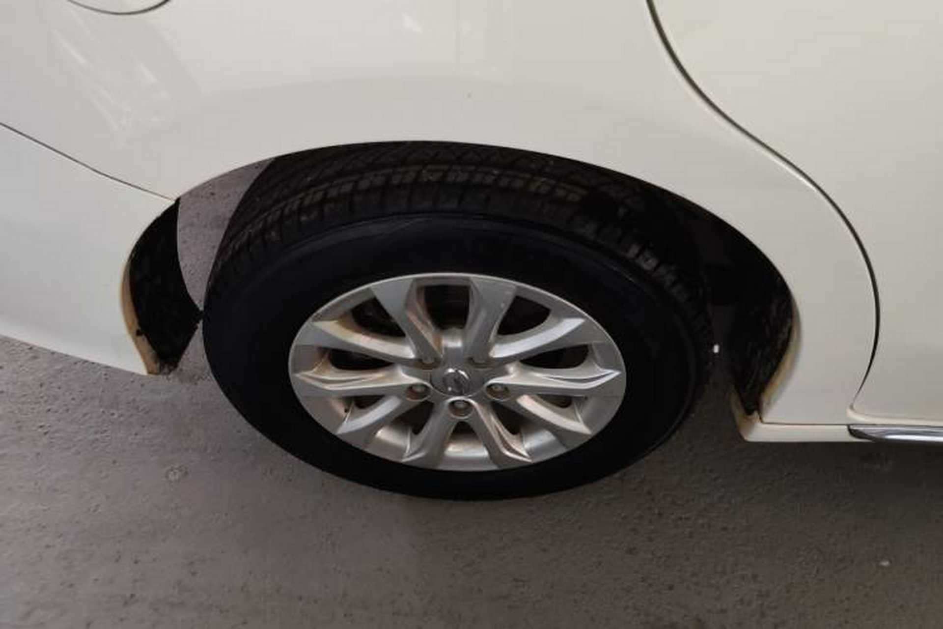 Used GAC Trumpchi GA3S Vision 2014 1.6L Automatic Elite ESP Version Right Rear Wheel Hub