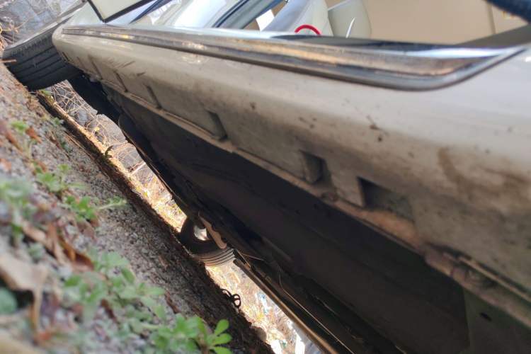 Used GAC Trumpchi GA3S Vision 2014 1.6L Manual Elite Edition Right Side Sill