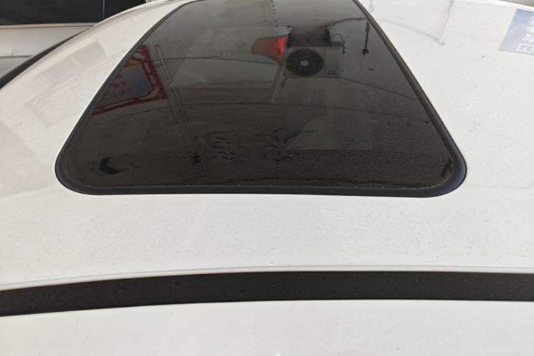 Used GAC Trumpchi GA3S Vision 2014 1.6L Automatic Luxury ESP Version Roof
