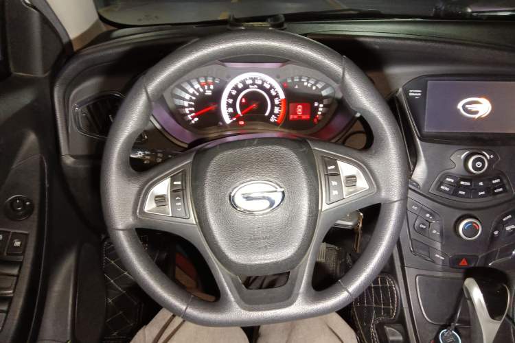 Used GAC Trumpchi GA3S Vision 2014 1.6L Automatic Luxury ESP Version Steering Wheel