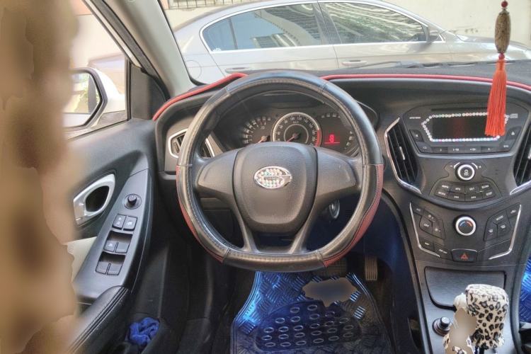 Used GAC Trumpchi GA3S Vision 2014 1.6L Automatic Elite ESP Version Steering Wheel