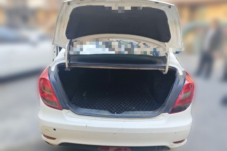 Used GAC Trumpchi GA3S Vision 2014 1.6L Manual Elite Edition Trunk