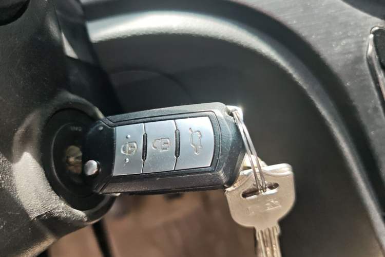 Used GAC Trumpchi GA3S Vision 2014 1.6L Manual Elite Edition Vehicle Key