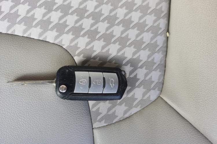 Used GAC Trumpchi GA3S Vision 2014 1.6L Manual Elite Edition Vehicle Key
