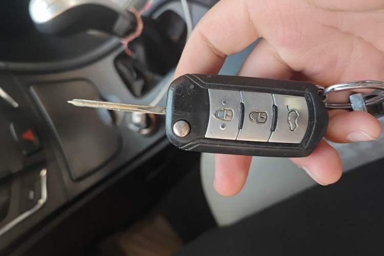 Used GAC Trumpchi GA3S Vision 2014 1.6L Manual Elite ESP Version Vehicle Key