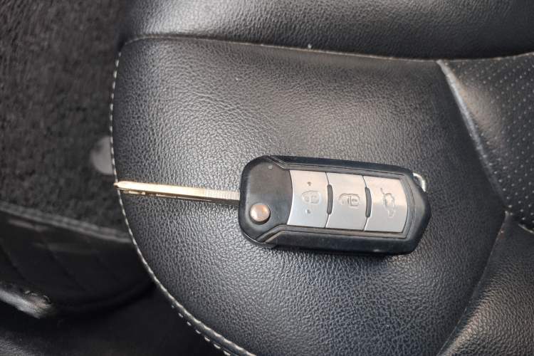 Used GAC Trumpchi GA3S Vision 2014 1.6L Automatic Luxury ESP Version Vehicle Key