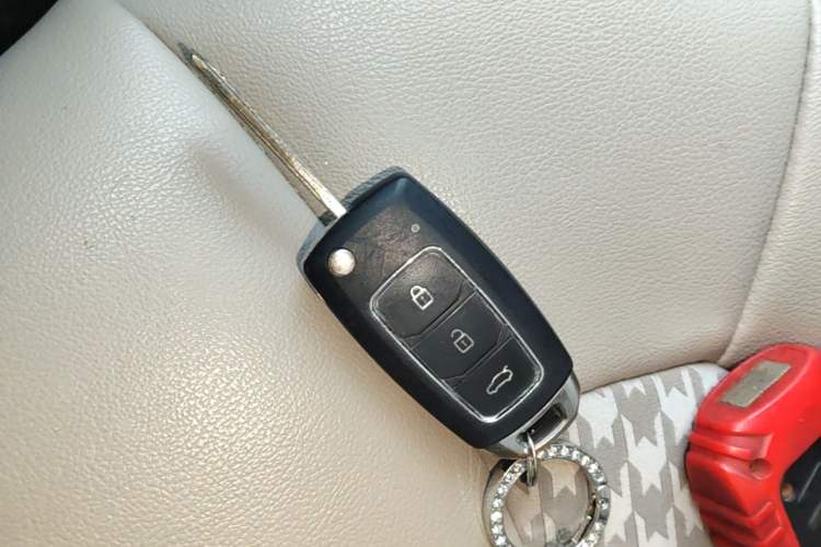 Used GAC Trumpchi GA3S Vision 2014 1.6L Automatic Elite ESP Version Vehicle Key