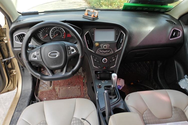 Used GAC Trumpchi GA3S Vision 2014 1.6L Manual Luxury ESP Version Center Console