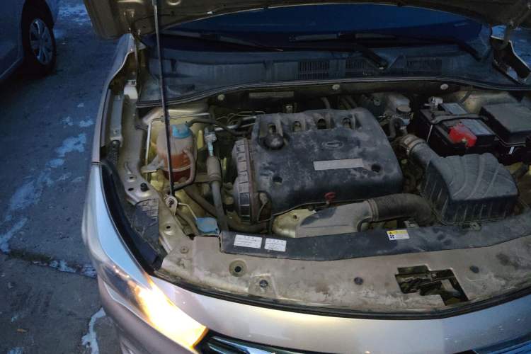 Used GAC Trumpchi GA3S Vision 2014 1.6L Automatic Luxury ESP Version Engine Bay Right