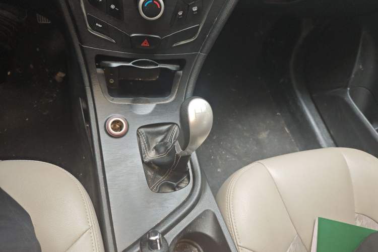 Used GAC Trumpchi GA3S Vision 2014 1.6L Manual Elite Edition Gear Lever